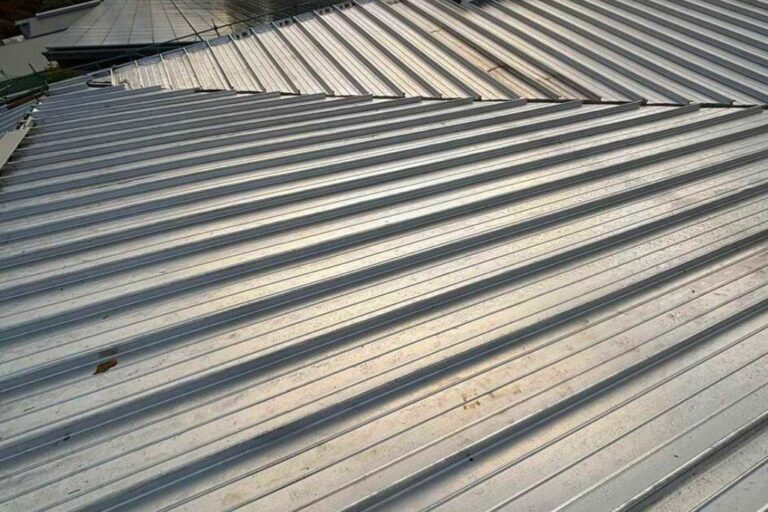metalldach halle
